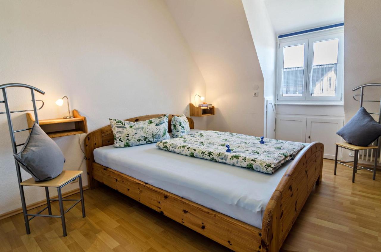 Apartment Borrs *